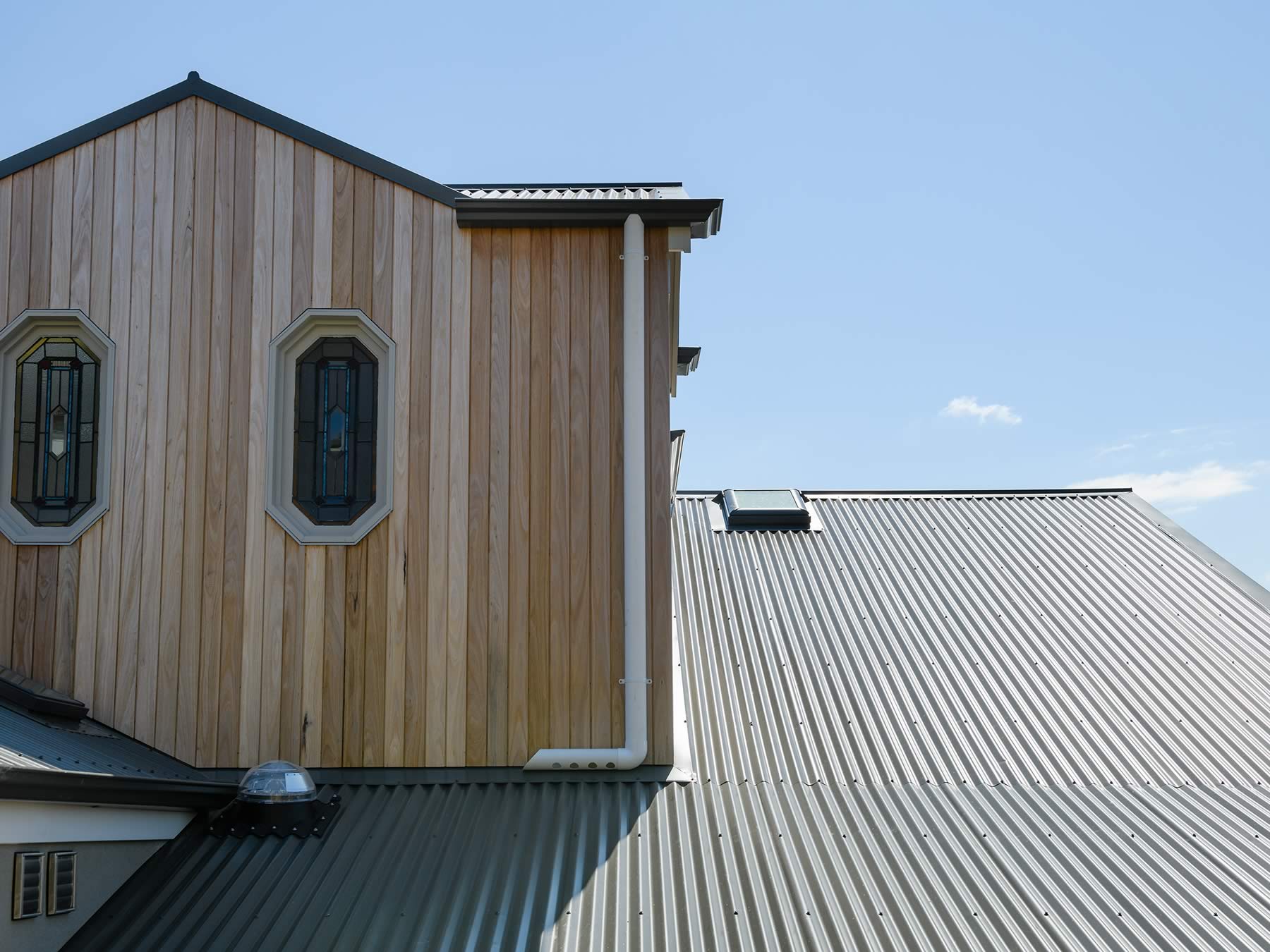 Downpipes Select Roofing + Guttering Hobart Tasmania